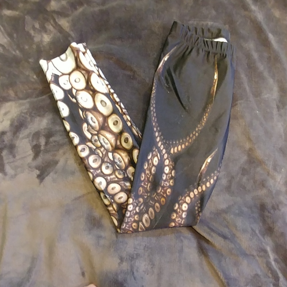 Poprageous Octopussy Leggings